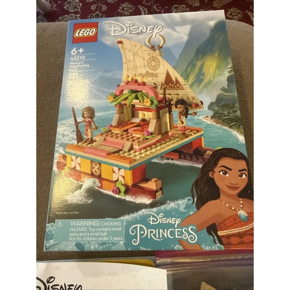 100% Complete w/ Manual & Box LEGO Disney Princess Moana Wayfinding Boat 43210